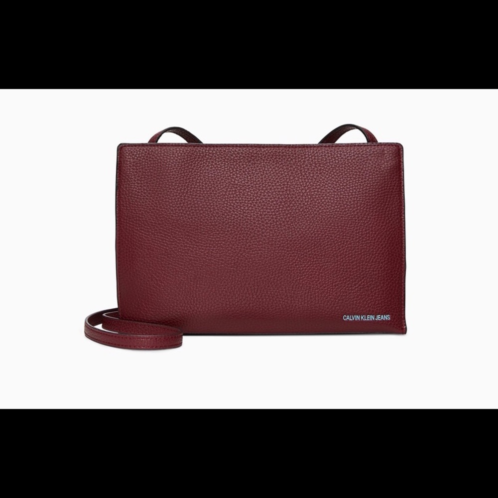 Calvin Klein Light crossbody purse